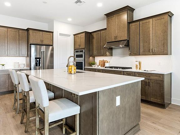 4th image of 19162 Roble Ct