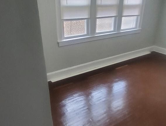 Bright & Spacious Living Room