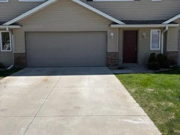 6839 Gingham Ct, Monticello, MN 55362