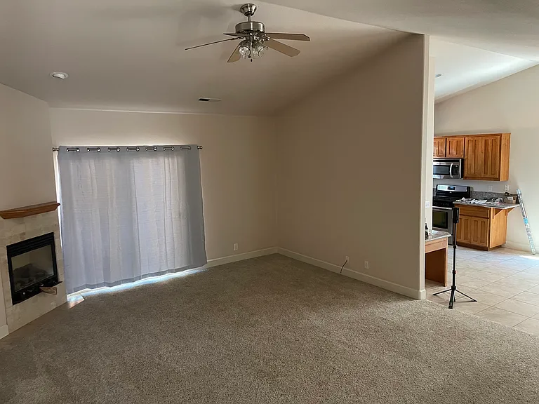 3 Sunflower Ct — Photo 3