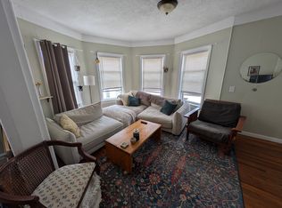 38 Williams St FLOOR 1, Pawtucket, RI 02860