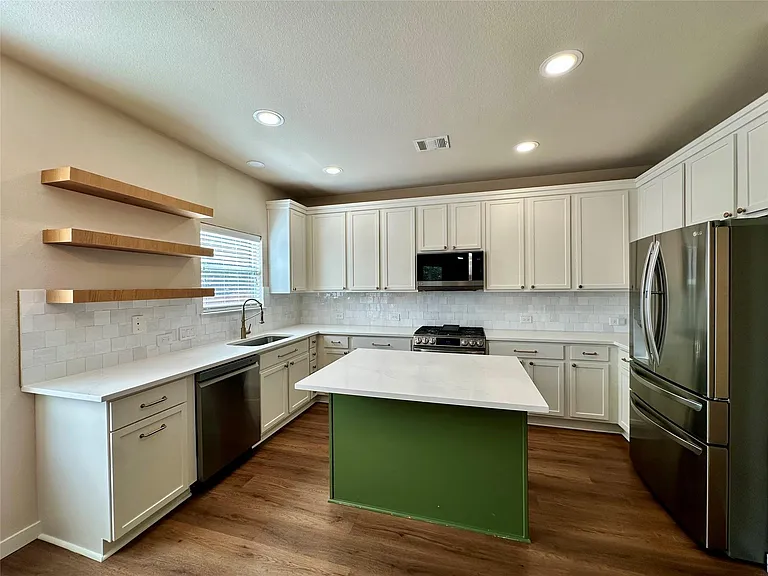 10501 Wylie Dr #263 — Photo 10