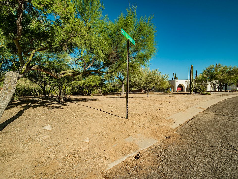 1st image of 902 N La Canoa #332