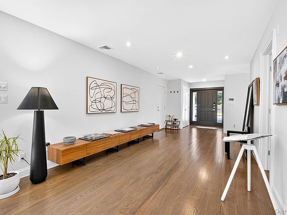 5th image of 14 Ormond Park Road