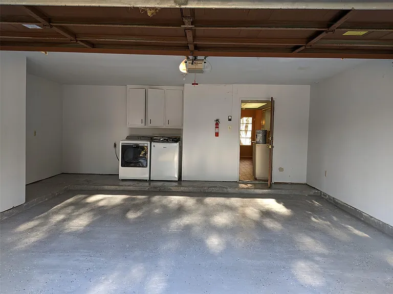 2519 Buffalo Trl — Photo 24