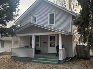 907 Walnut St, Yankton, SD 57078