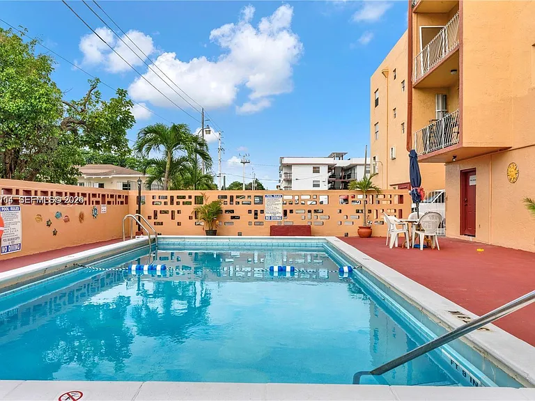 6200 W Flagler St #301 — Photo 14