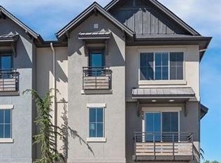 3242 Front Runner Ln, Boise, ID 83716