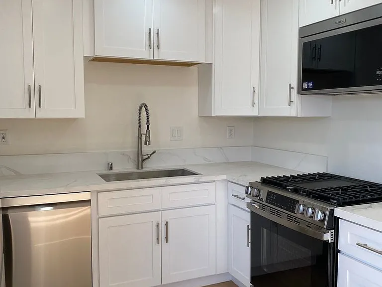 7791 Slater 4-Plex — Photo 2