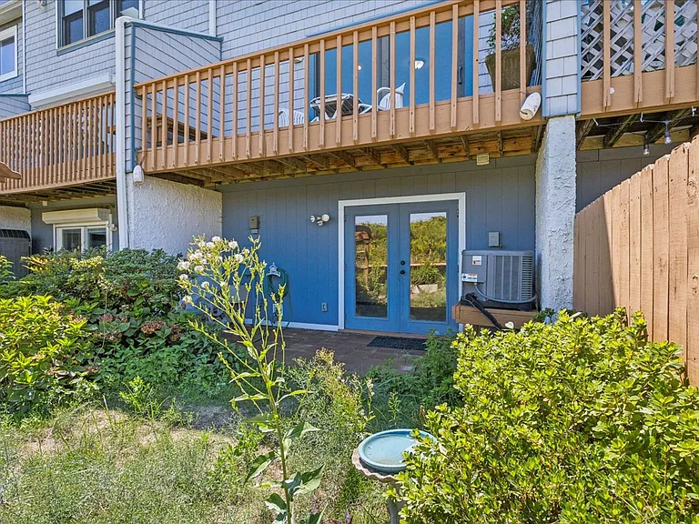 2100 E Ocean View Ave #20 — Photo 39