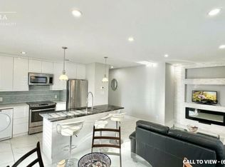 12 Flowertown Ave #A100, Brampton, ON L6X2J9