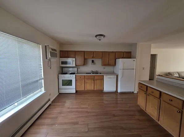 2332 Century Point Ln APT F, Glendale Heights, IL 60139