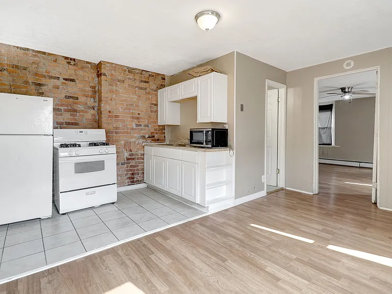 3636 W 8th St #7 — Photo 13
