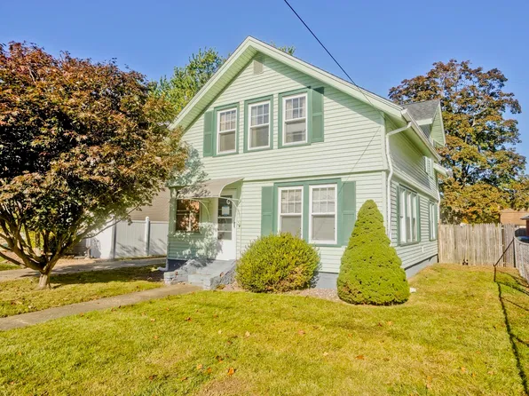 276 Tremont St, Springfield, MA 01104