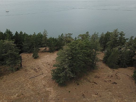 2nd image of 132 Thatcher Pass Dr