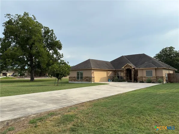125 Cactus Wren Ln, Mc Queeney, TX 78123