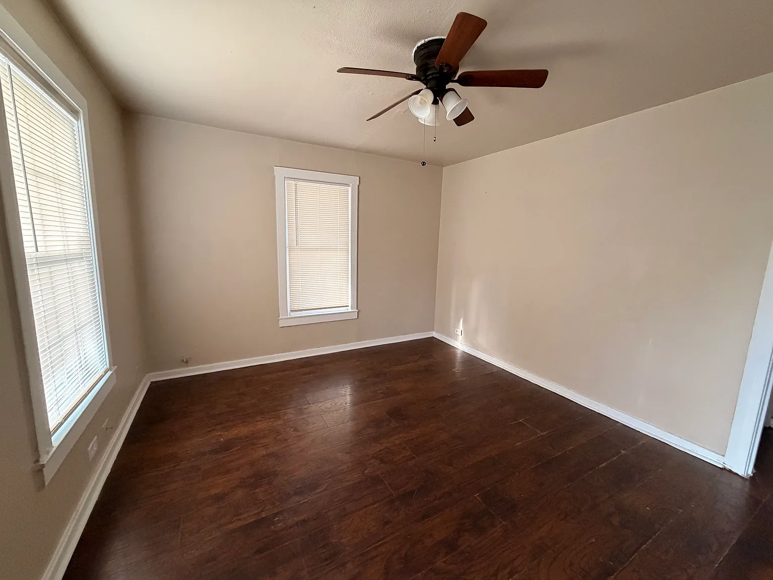 2 bed, 784 sqft, $1,250 — Photo 2