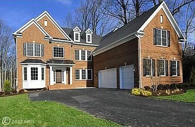 1st image of 2 Westwood Hills Dr