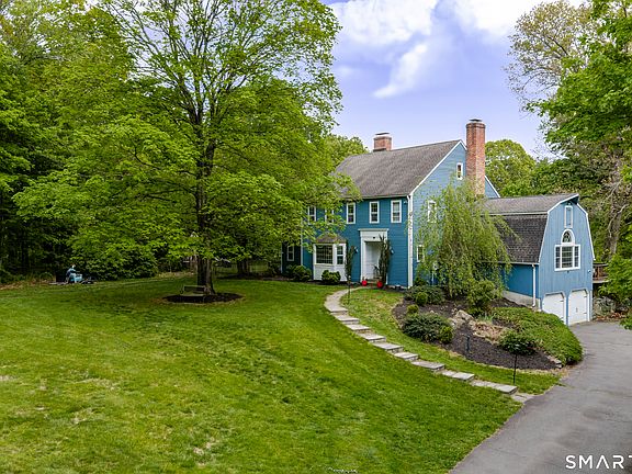 2nd image of 40 Echo Valley Road