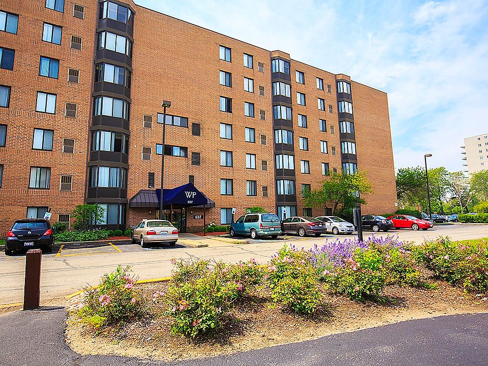 1st image of 637 E Woodland Park #506