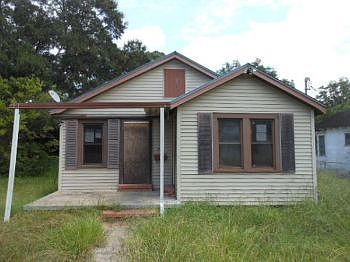 1st image of 607 S Louisiana St