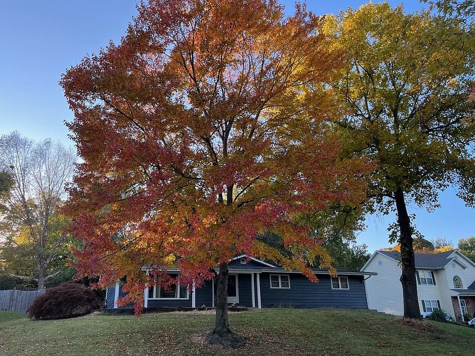1st image of 23 Heatherwood Dr
