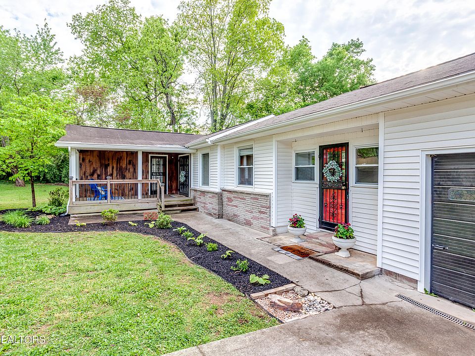1221 Bradshaw Garden Rd, Knoxville, TN 37912 Zillow