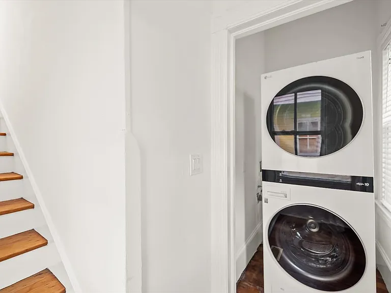 35 Poplar St #B — Photo 24