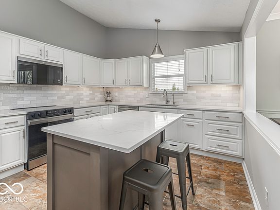 3rd image of 5503 Thompson Park Blvd