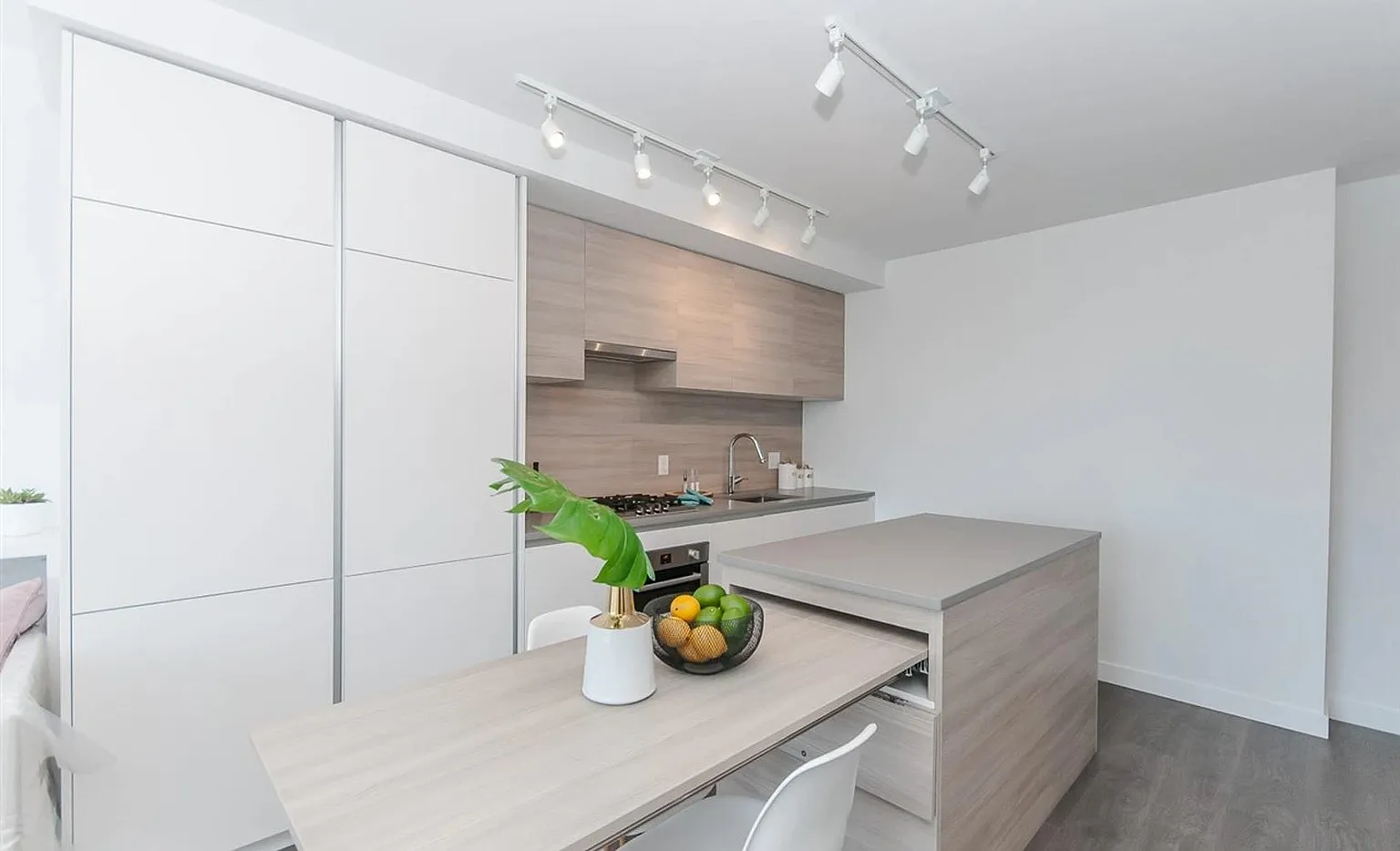 652 Whiting Way #1003 photo 1