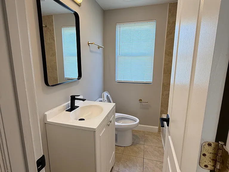 2616 Kent Village Dr — Photo 9