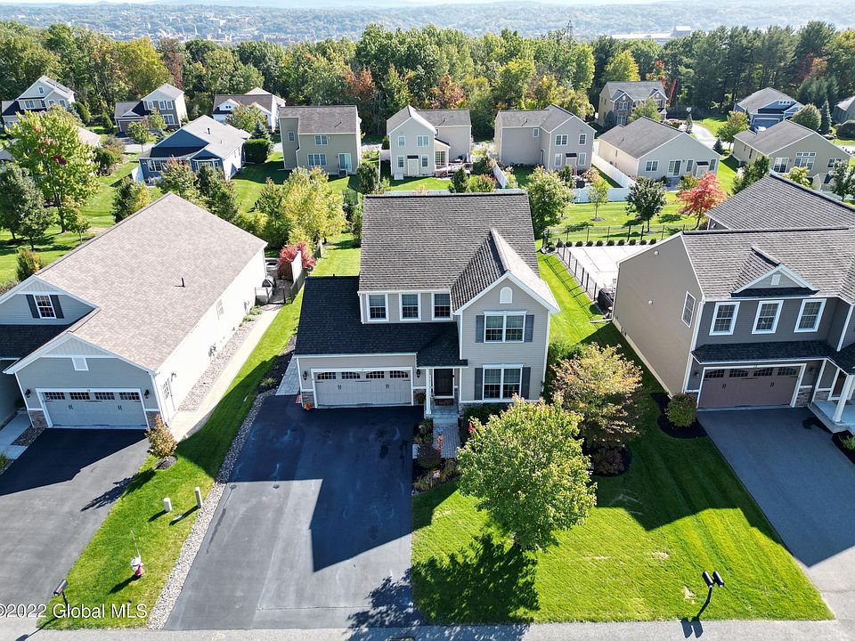 17 Mahogany Drive, Watervliet, NY 12189 Zillow