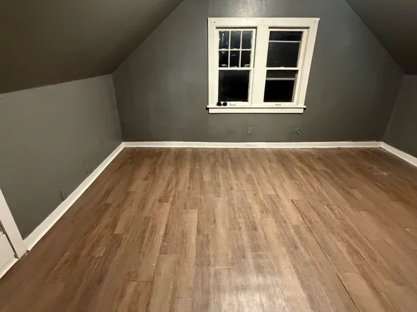 3749 N 10th St, Milwaukee, WI 53206