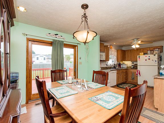 2nd image of 1802 Greenblade Ct