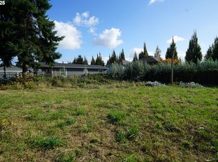 Douglas St, Longview, WA 98632