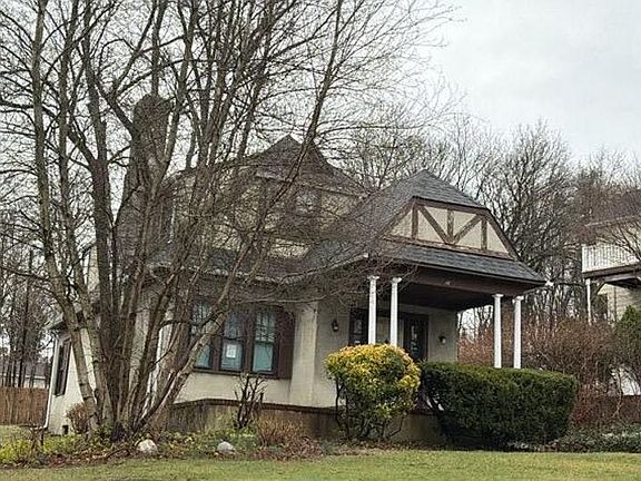3rd image of 16 Landing Rd