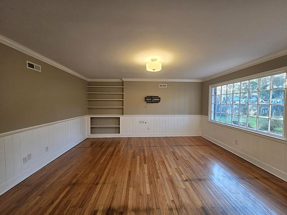 3rd image of 19 Wactor St