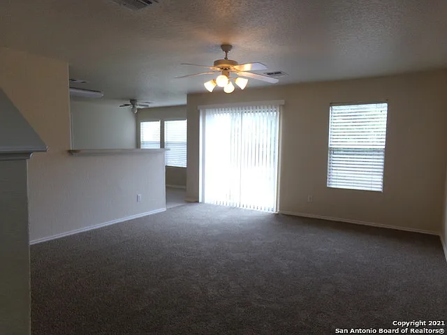 9131 Laguna Fls — Photo 11