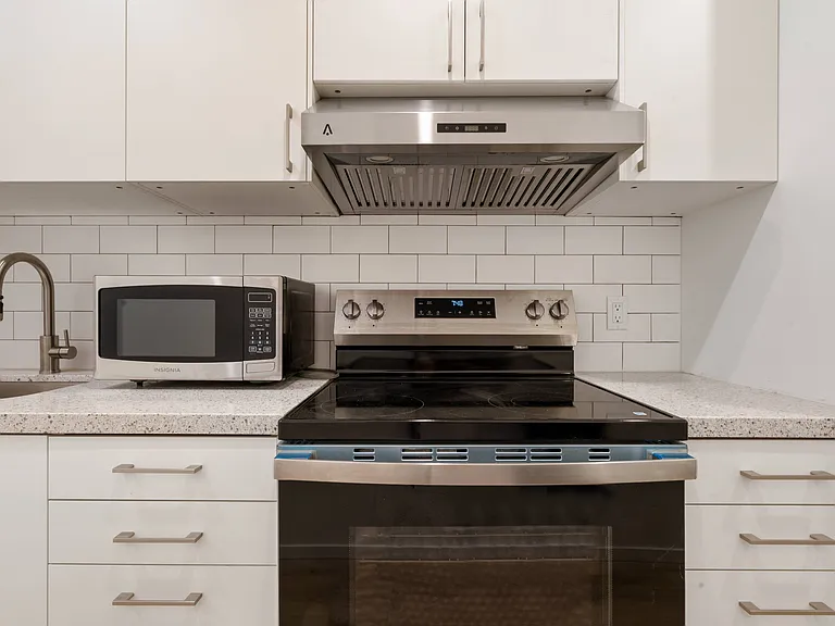 3334 San Bruno Ave #11 — Photo 9