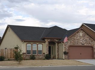 6710 W Hailey Dr, Fresno, CA 93722