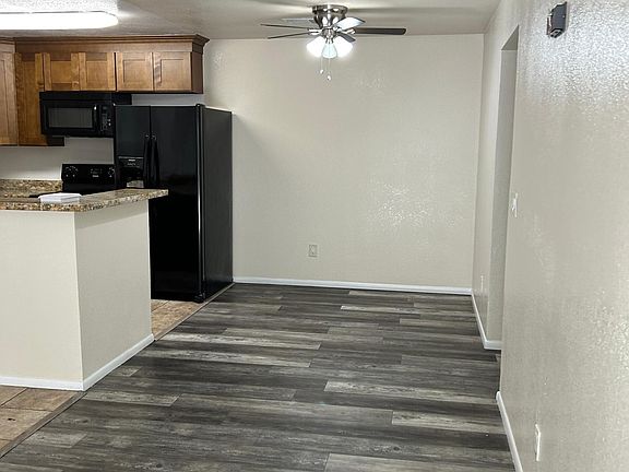 5th image of 3715 Tallyho Dr APT 55