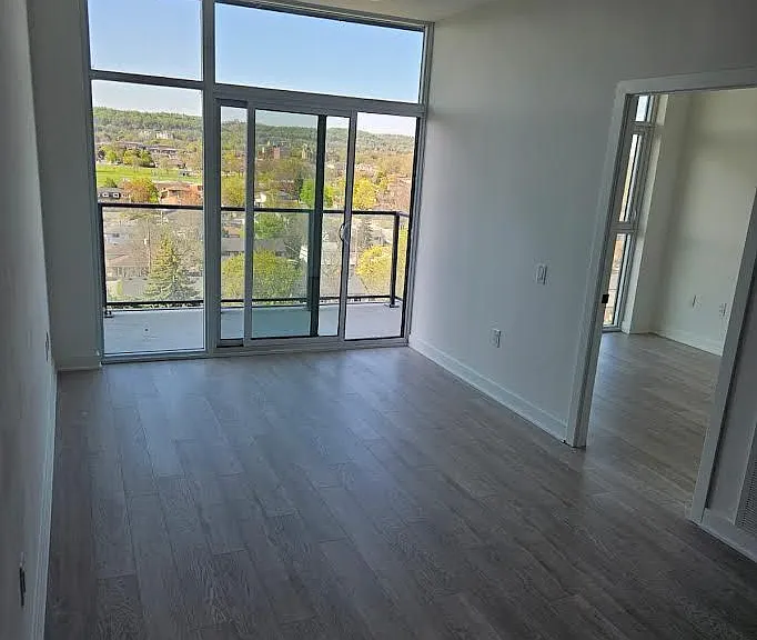 2782 Barton St E #820 — Photo 3