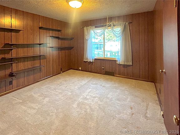 5th image of 1008 W Shawnee Ave
