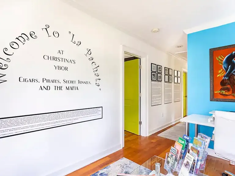 2407 E 10th Ave — Photo 19