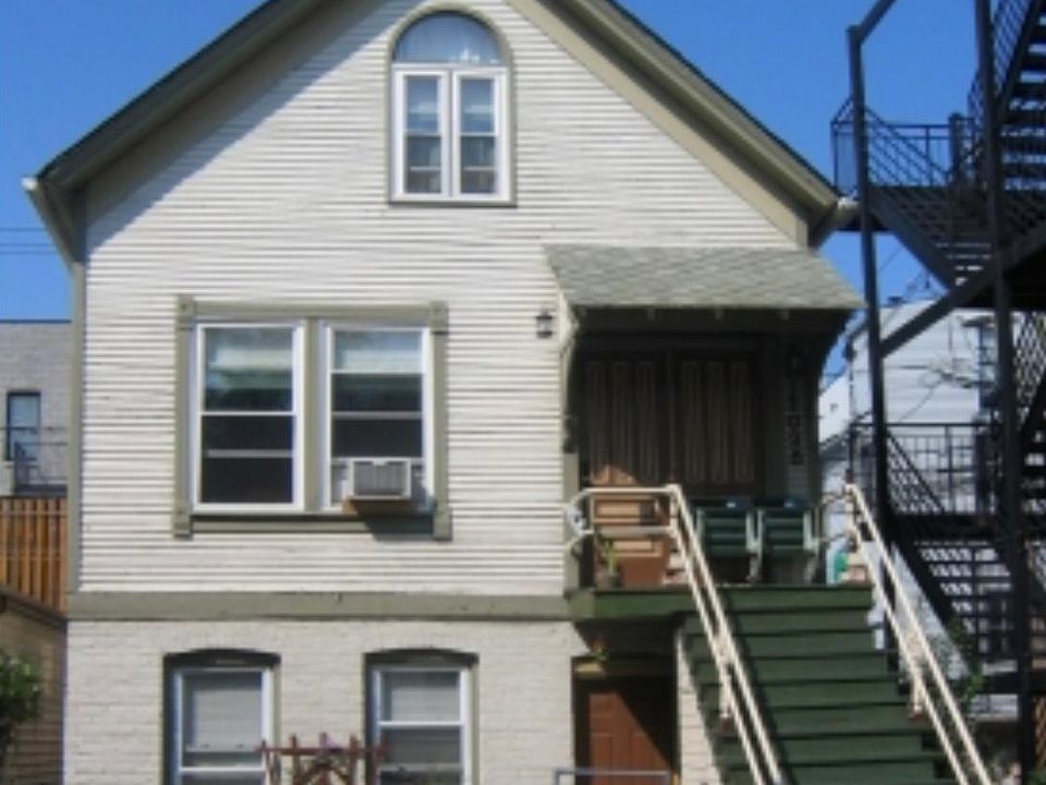 1st image of 3038 N Sheffield Ave #2