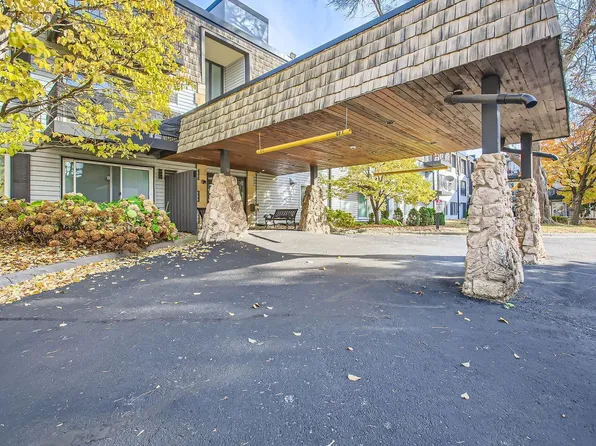 181 Little Canada Rd E #214, Little Canada, MN 55117