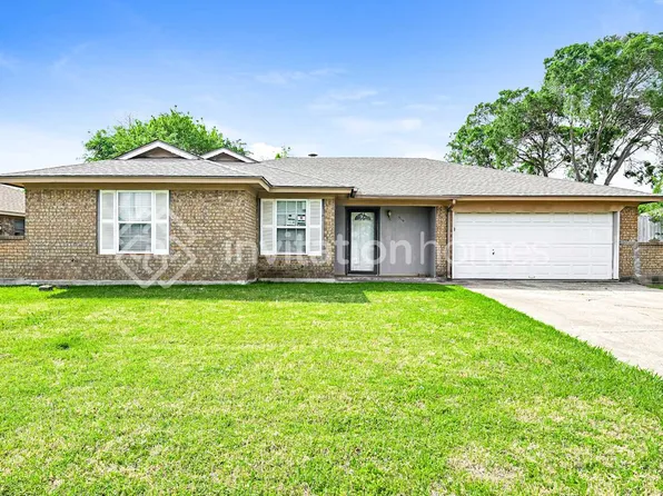 316 La Quinta Cir N, Keller, TX 76248