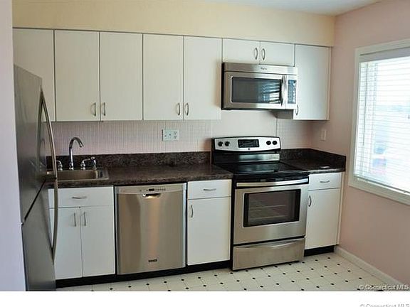 2nd image of 301 Monticello Dr