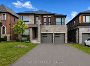 4 Sweet Cicely St, Springwater, ON L9X 2E2