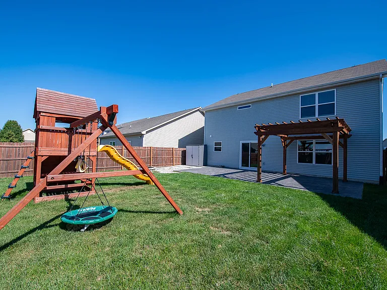 17162 Petersfield Ln — Photo 23